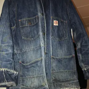 Jeans jacka  Köpt för 1700  Säljer för 750