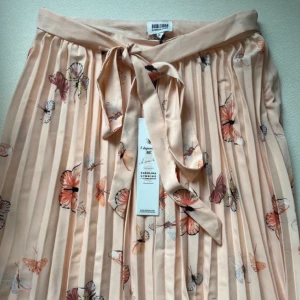 Carolina Gynning-kjol - Helt ny kjol från Carolina Gynning x Bubbleroom