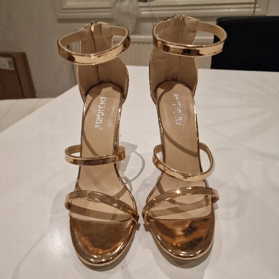 Vackra högklackade skor - 91