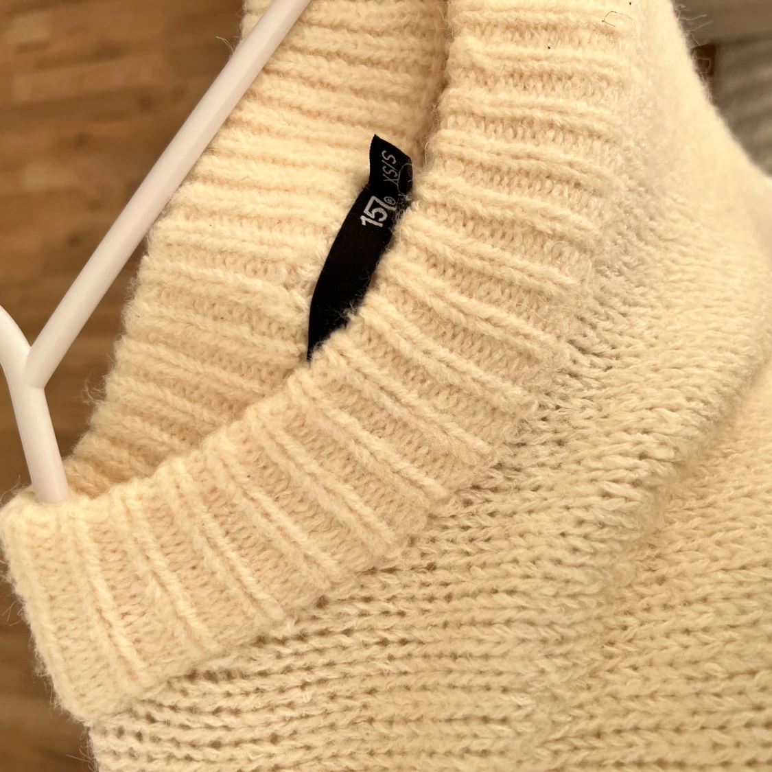 Stickad tröja  - 90