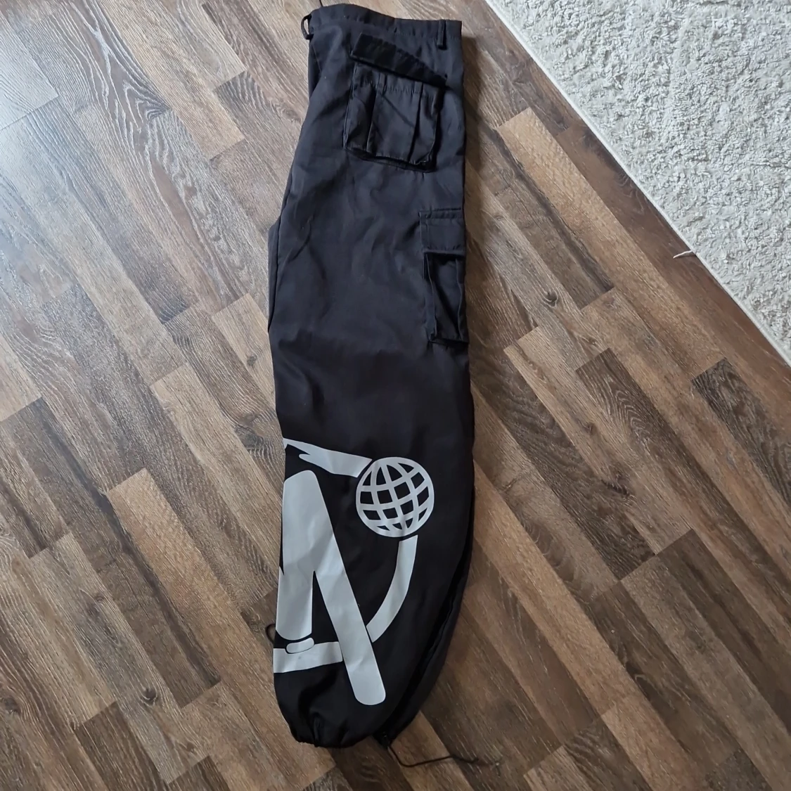 Minus two cargo  - 91