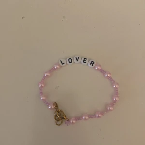 Lover armband - Väldigt fint 