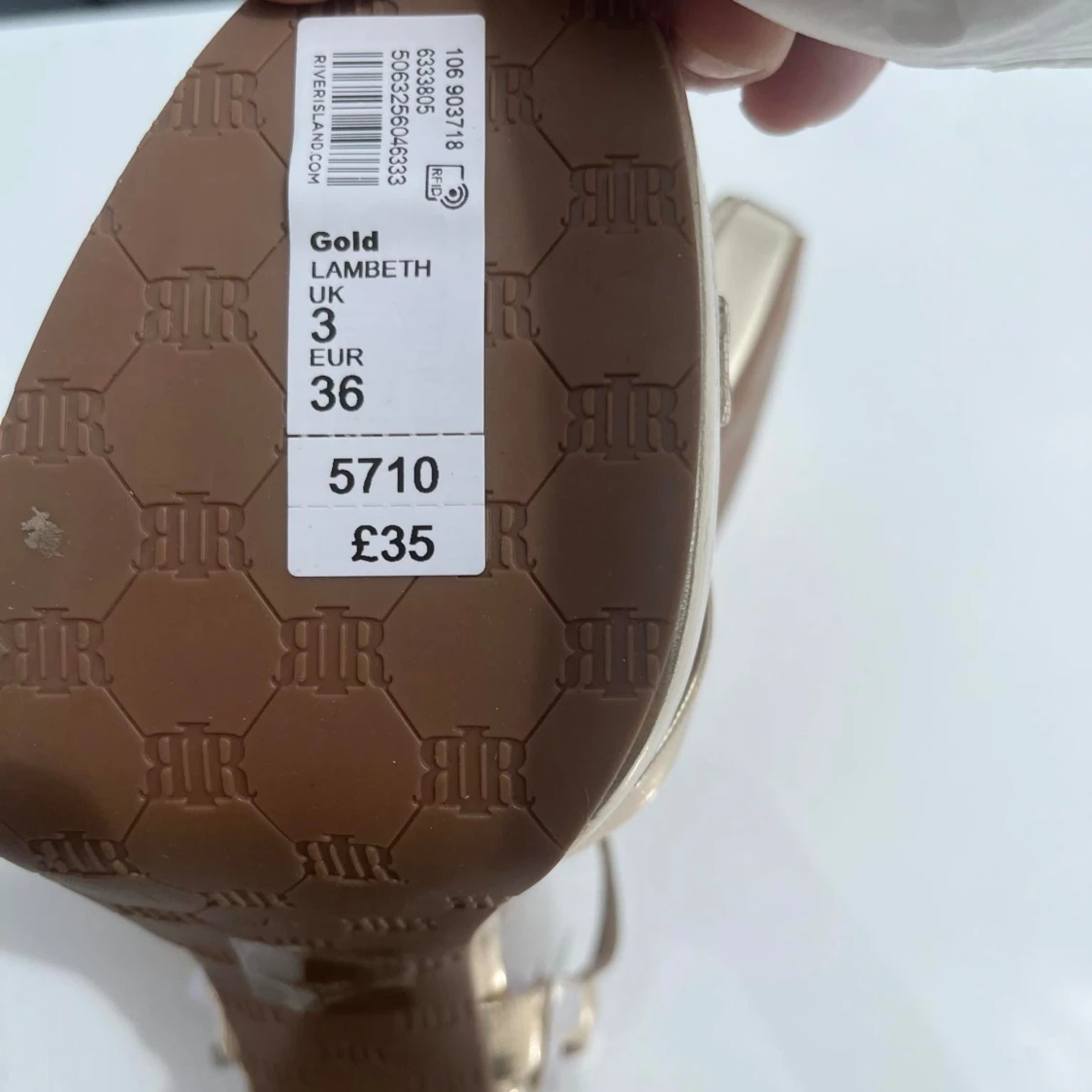 Guldsandaletter - 91