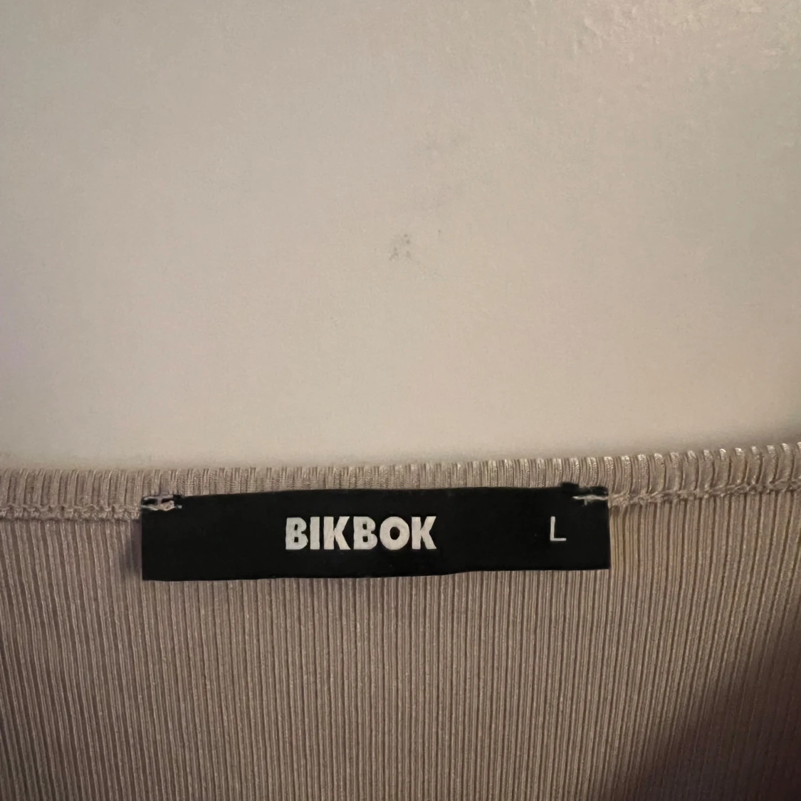 Beige linne från BikBok - 90