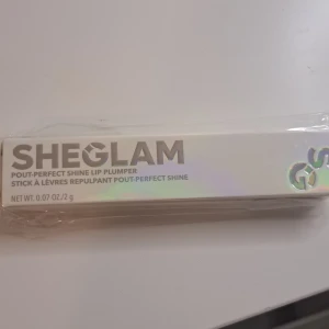 Lip plumper - This is a lip plumper from shein.  It is very nice on the lips. Can wear buy it self or over lipstick. Very nice shade for all skin types. 