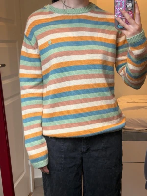 Acne knitted sweater  - Authentic Acne knitted sweater. Otroligt bra skick och perfekt nu till hösten. 