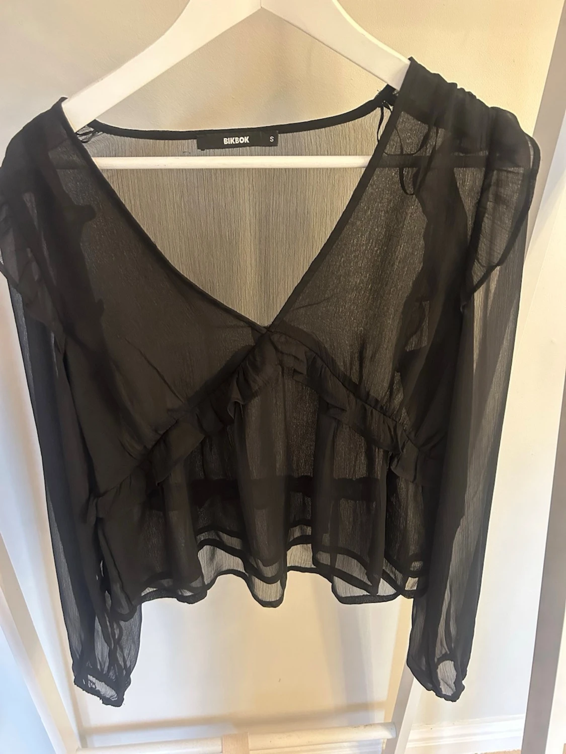Svart transparent blus från Bik Bok