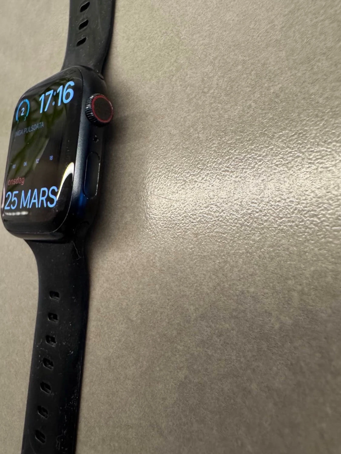 Apple Watch Series 7 (GPS + Cellular) 45mm - 2