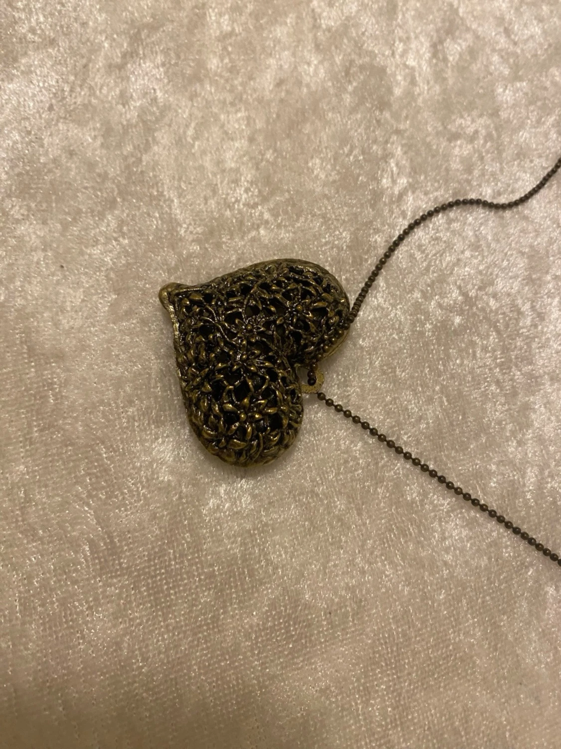 Halsband med antikt hjärthänge - 1