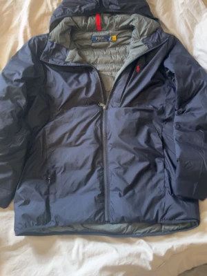 Ralph Lauren jacka - Ralph Lauren jacka storlek M som ny typ aldrig använd 