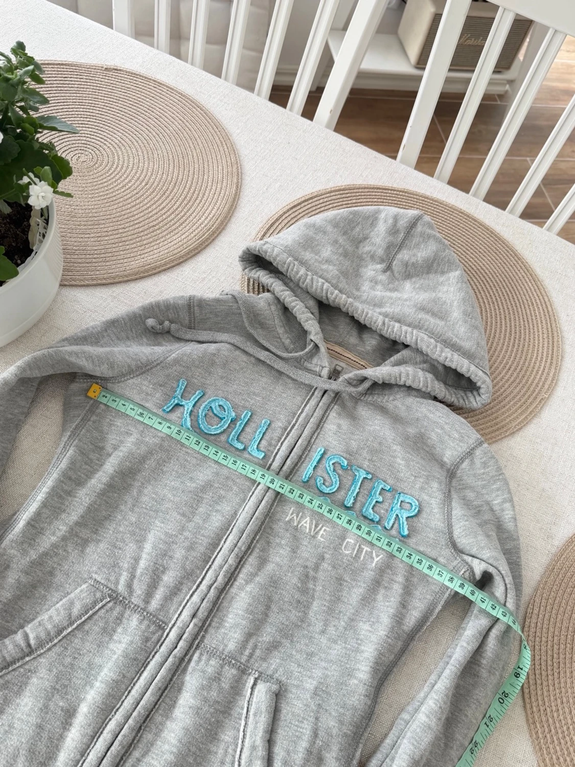 Hollister zip - 4