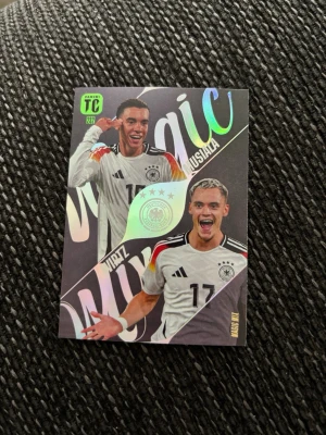 Fotbollskort  - 10/10 skick. Lägg bud!