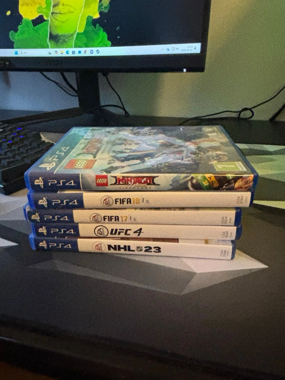 PlayStation 4 med vit DualShock-kontroll - 2
