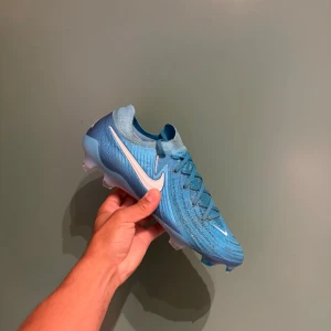 Nike Phantom GX Elite FG - Storlek 42,5, mycket bra skick som nya