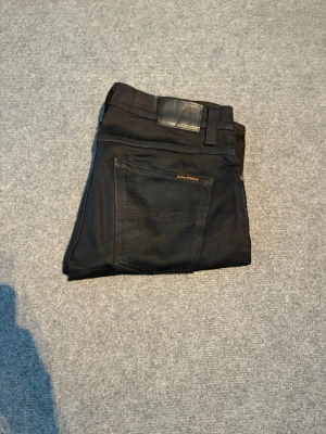 Nudie jeans  - Bra skick! Skriv vid frågor (4)