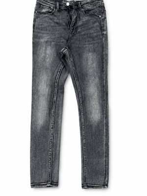 Grå slim fit jeans med tvättade detaljer - Snygga grå slim fit jeans med tvättade detaljer och klassisk femficksmodell. Jeansen har normal midja, dragkedjegylf och knapp framtill. Materialet är mjukt denim som ger en bekväm känsla och cool look.