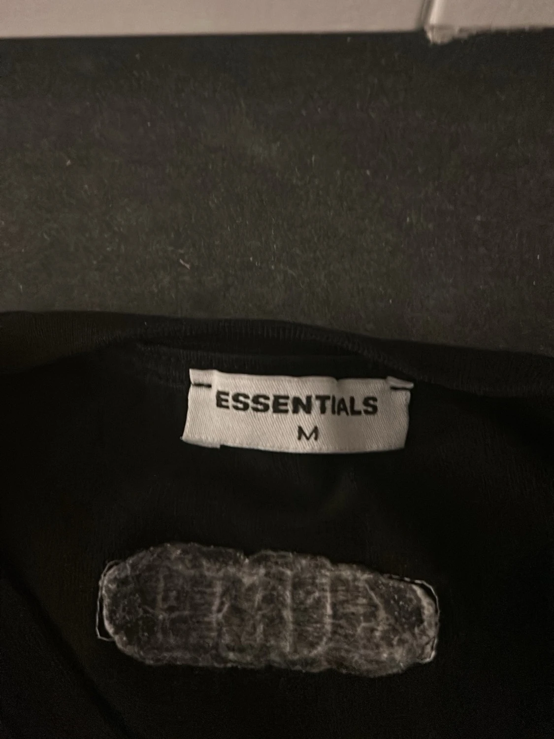 Svart Essentials t-shirt - 2