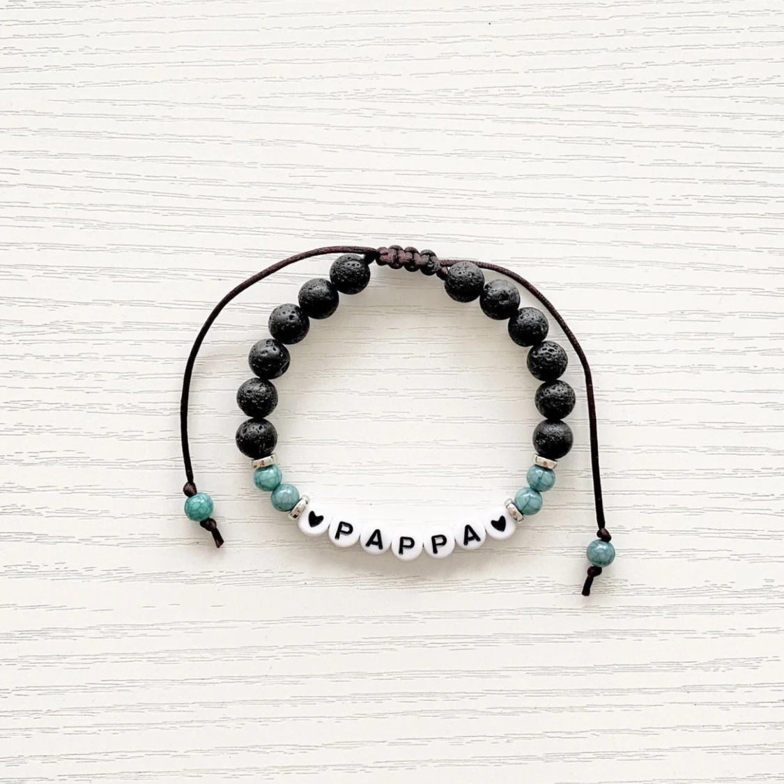 Makramén Armband ( Personlig )(🫶🏼 Nytt armband görs vid varje köp!)