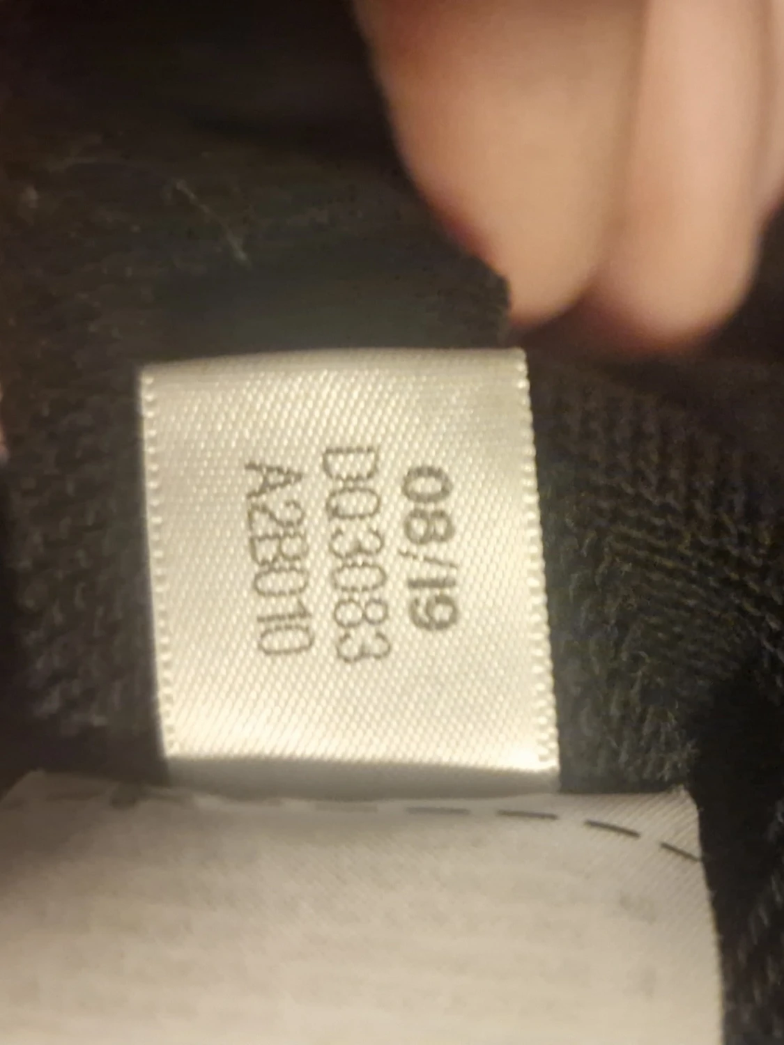 Svart Adidas sweatshirt med vita ränder - 2