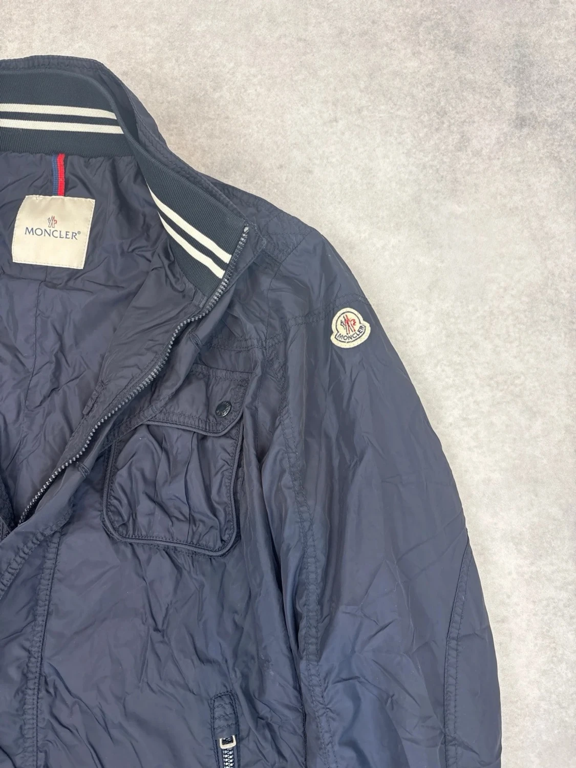 Marinblå vindjacka från Moncler - 1