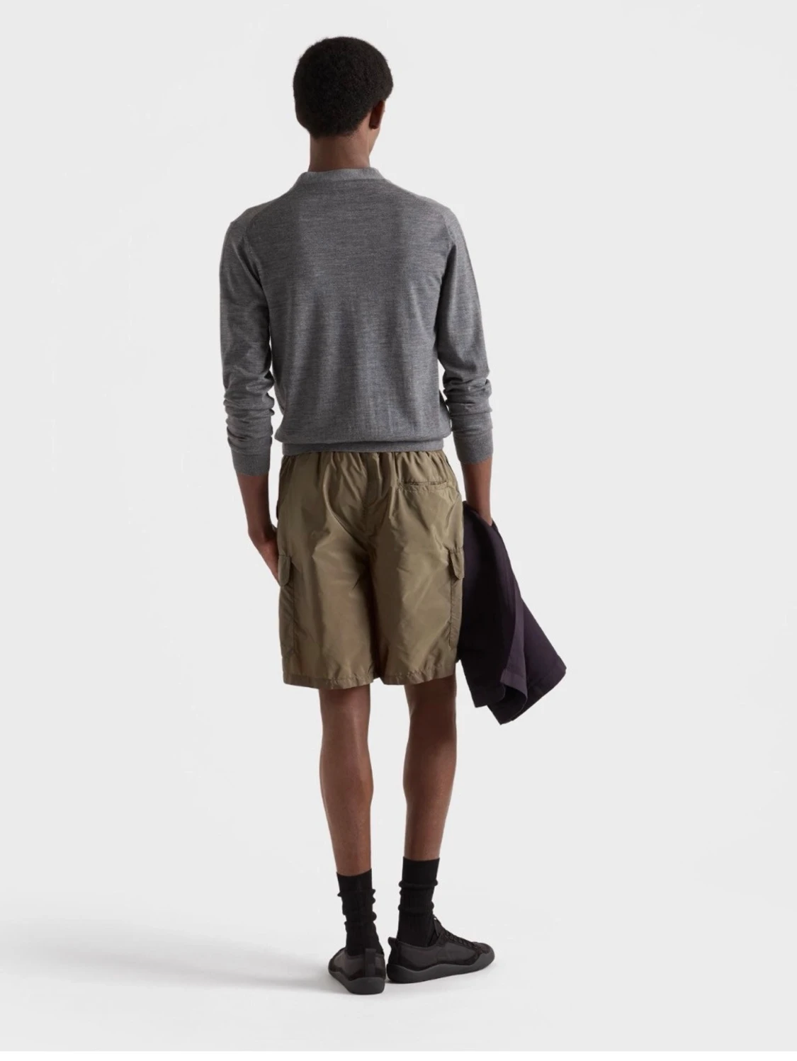 Olivgröna badshorts från Prada - 2
