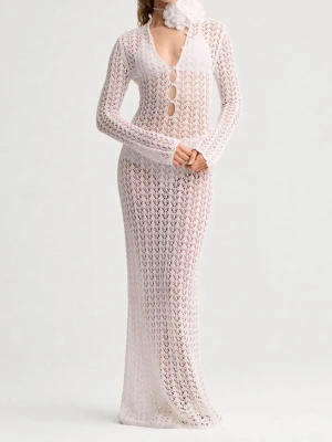 Avora klänning - Avora sorrento dress. Säljs inte längre. Helt ny med lapp kvar. Storlek L men passar mindre också då det är lite tyngd i klänningen så den lägger sig mot kroppen. Nypris 2000kr.