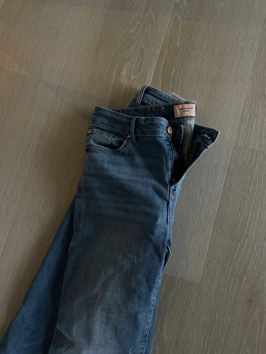 Straight jeans