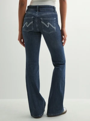 Mörkblå bootcut jeans low waist  - Snygga mörkblå bootcut jeans med klassiska kontrastsömmar och broderade bakfickor. Jeansen har låg midja och utsvängda ben, perfekt för en trendig och avslappnad look. Tillverkade i denim med stretch för extra komfort. Använd 1 gång