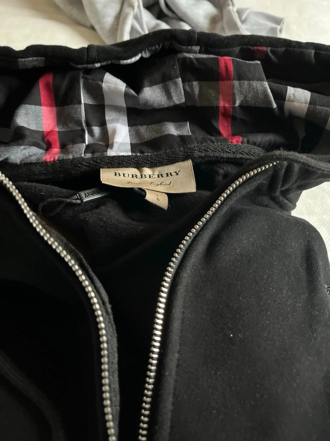 Svart hoodie från Burberry - 2