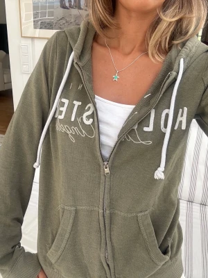 Hollister zip - Storlek M. 