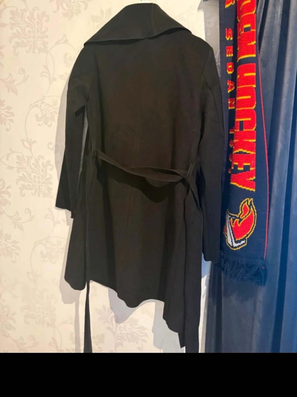 Svart kappa från Ivyrevel - 2