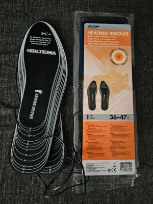 Värmesulor Stl 36-47 helt nytt oanvän - Helt nytt.  Stl 36-47. Passar till alla skor. Sulorna har inbyggda värmeelement  Kan drivas batteri.  Går även koppla powerbank.