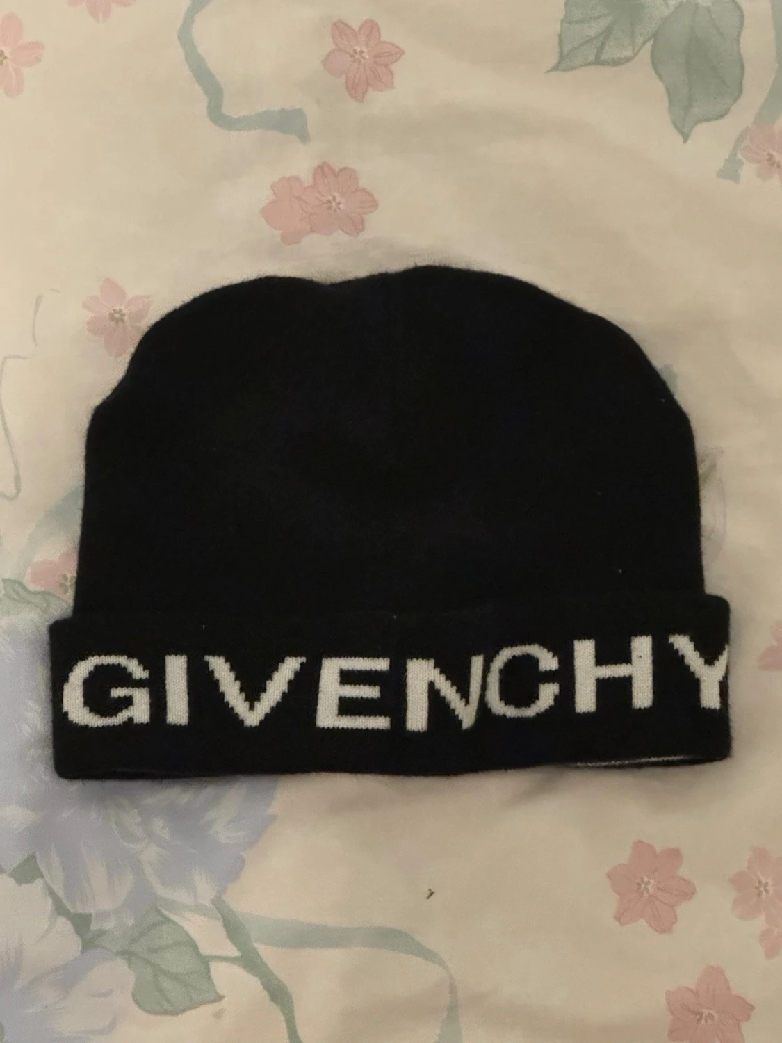 Svart  Givenchy mössa - 2
