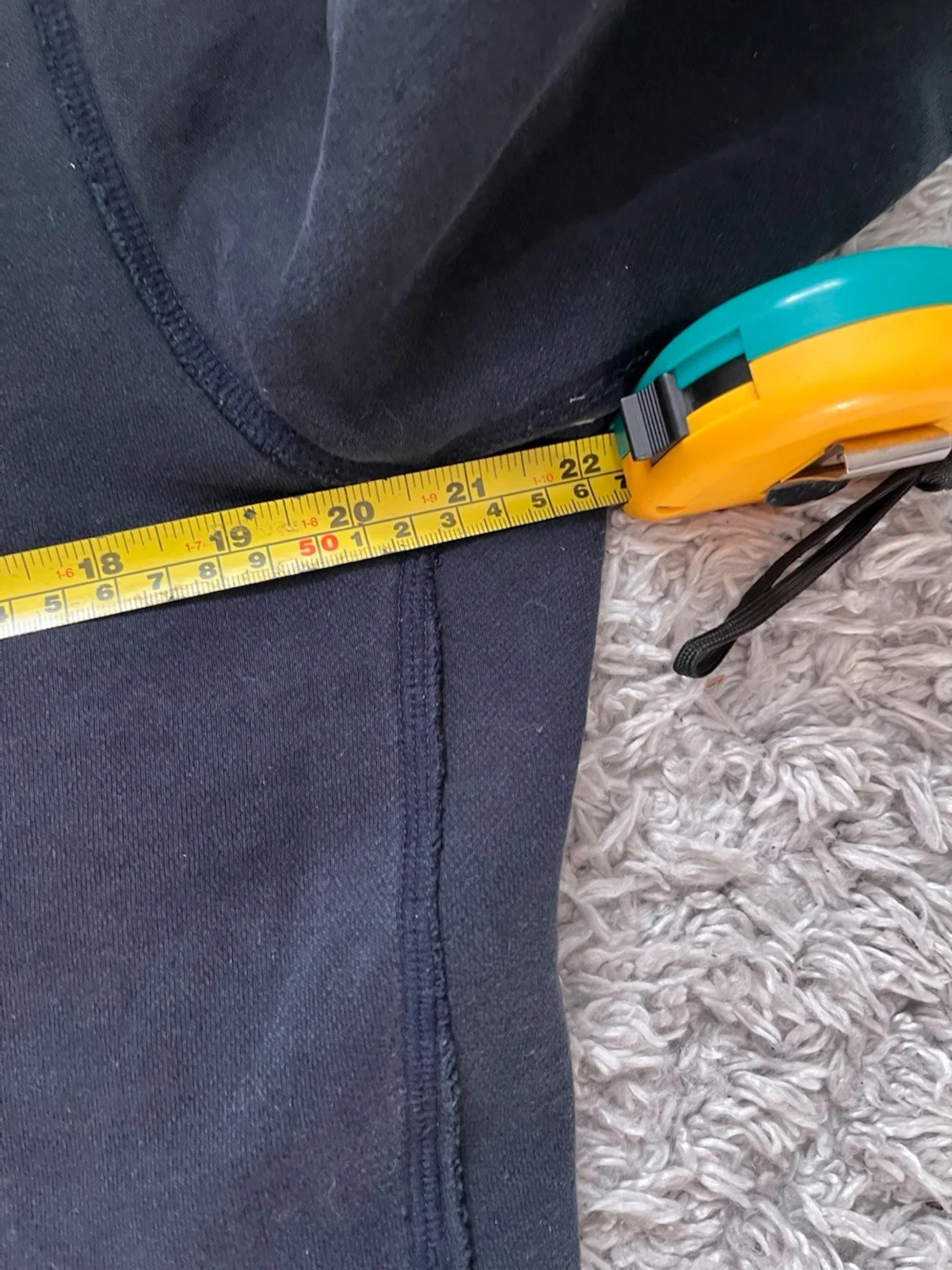 Svart hoodie från Abercrombie & Fitch - 5