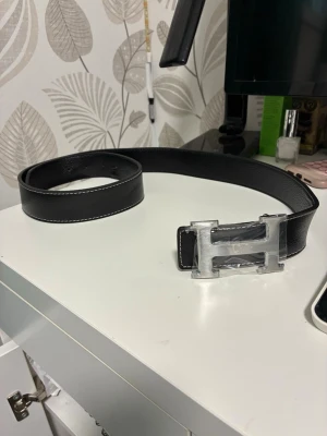 H-Bälte - Säljer ett helt ny H-Bälte i Storlek: 110Cm tillbehör medföljer 