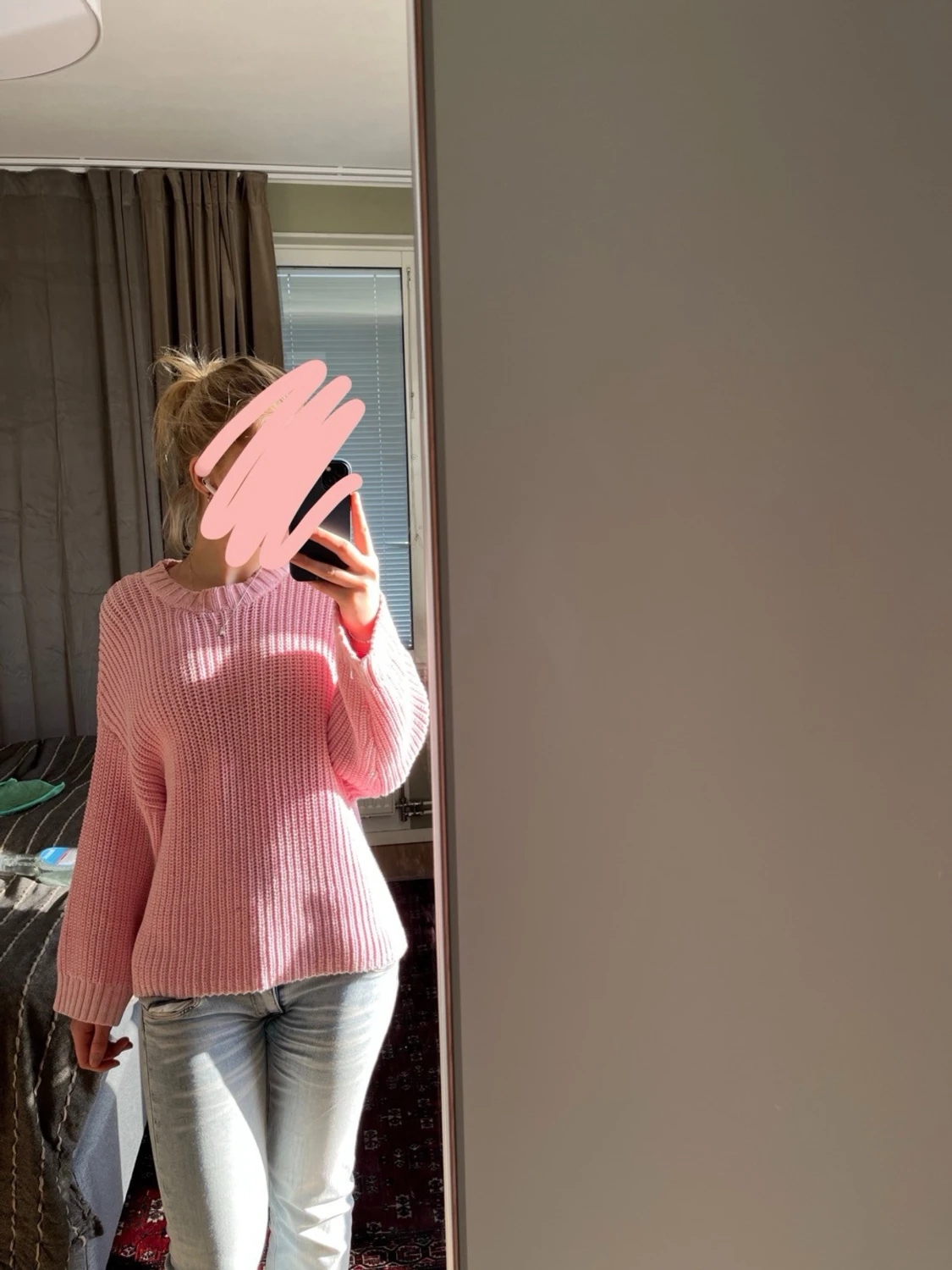 Ljusrosa stickad tröja