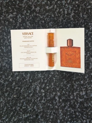 Versace parfym - Versace Eros Najim Parfym 1ml.