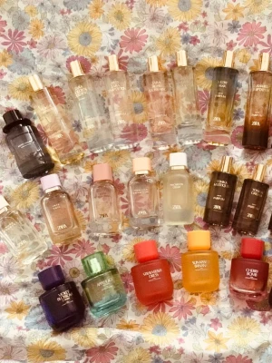 Zara splitpaket  - 3 stycken 5 ml glasdekanter med spray ✨️Välj bland dofterna som finns på listor bland bilderna 