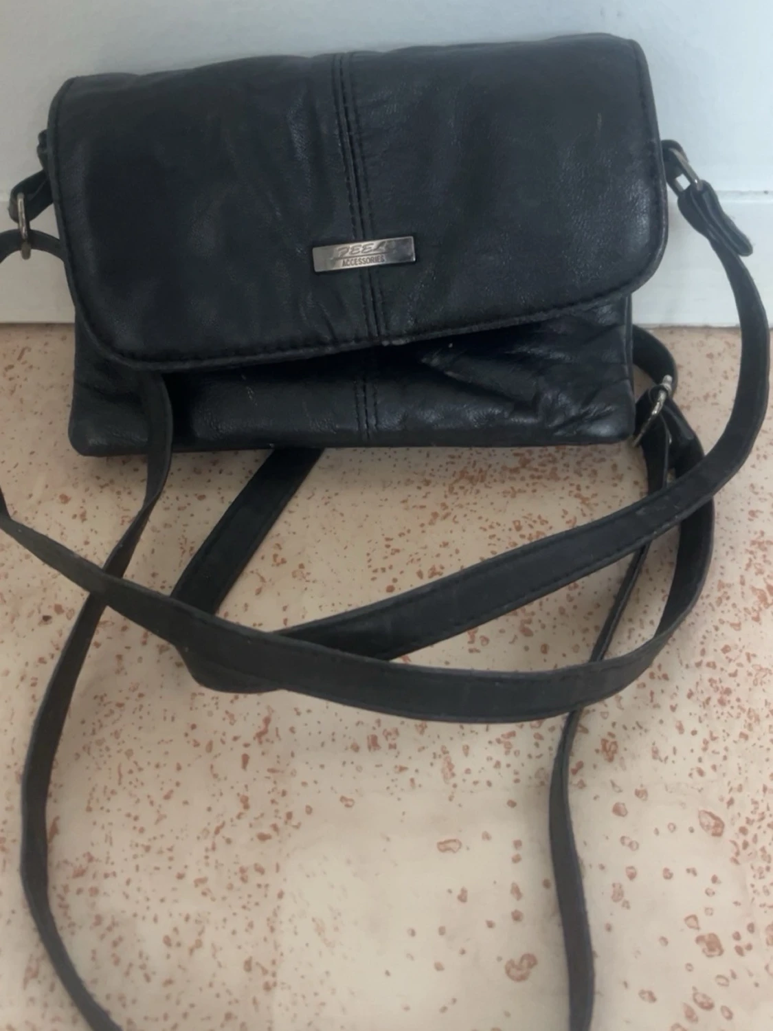 Svart axelväska i skinn från 7EEL - 4