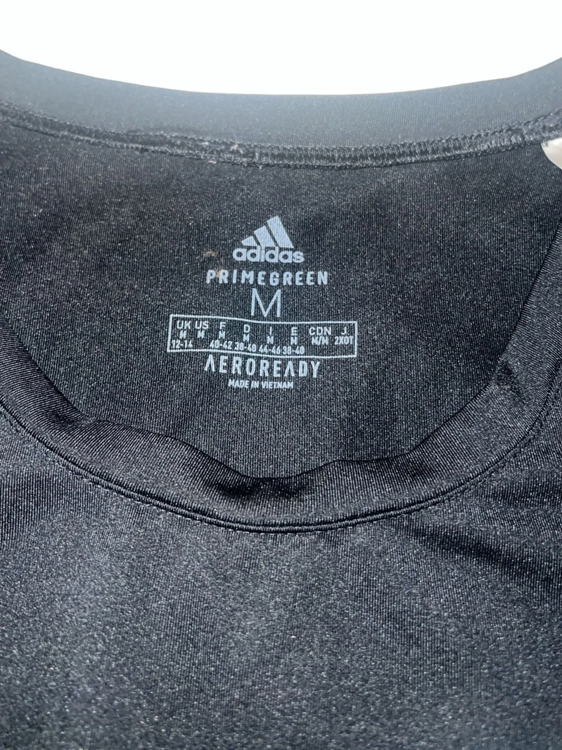 Svart tränings-tshirt från Adidas - 1