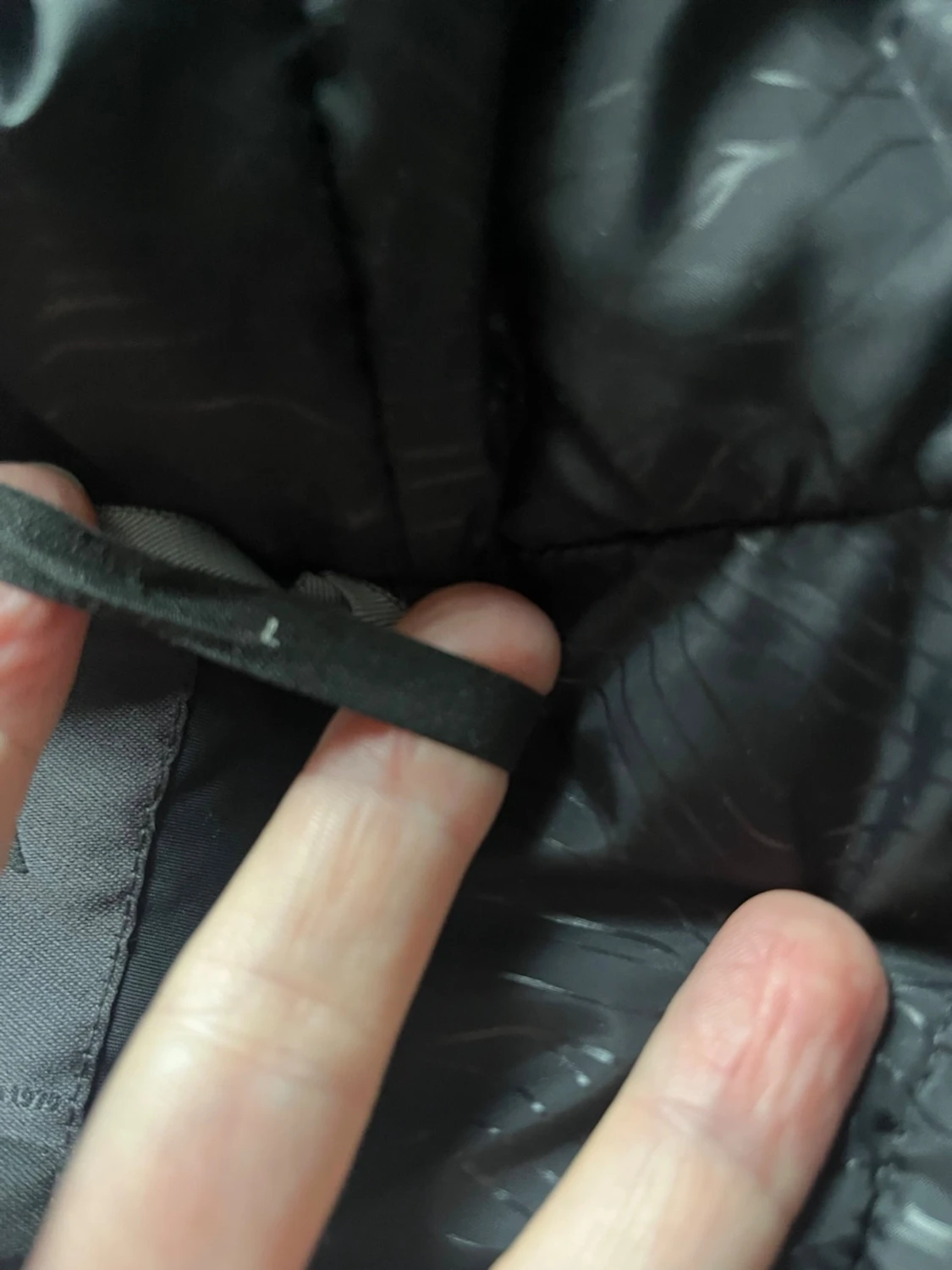 Svart vindjacka/vinterjacka fodrad  med huva - 1