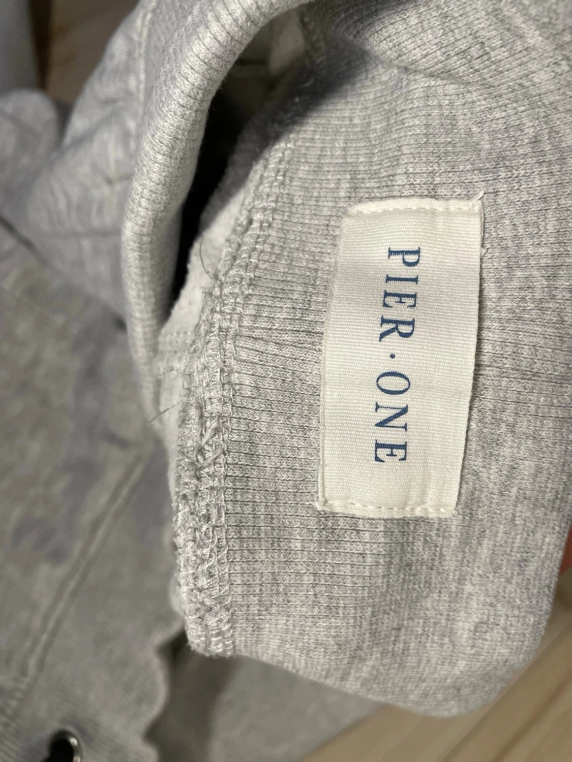 Grå sweatshorts från Pier One - 2