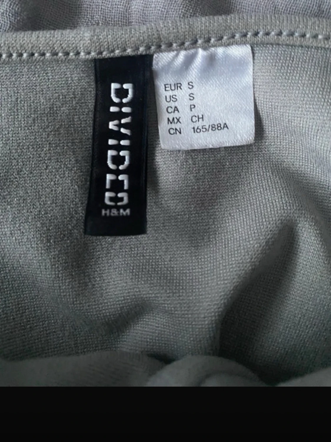 Ljusgrå bandeau topp från H&M - 1