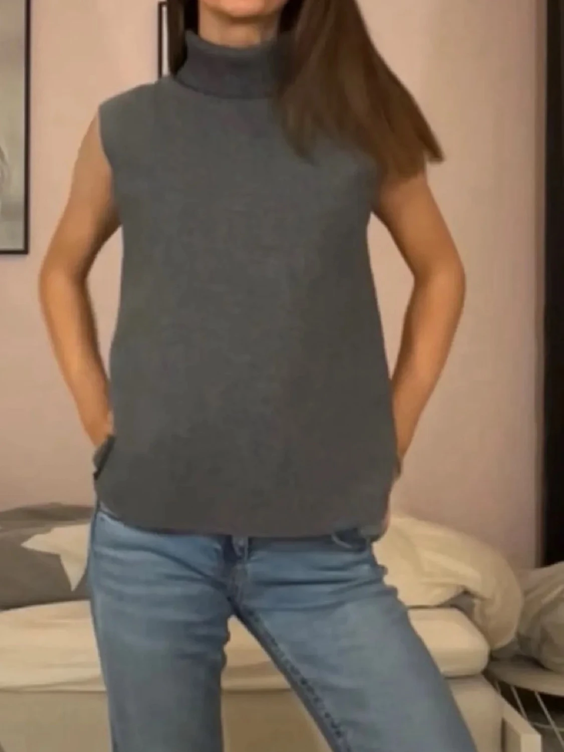 Svart ribbad polotopp