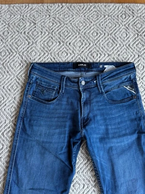 Replay jeans - Replay jeans - Modell: Anbass - Storlek: W30/L30 - skick: 9/10 - Nypris runt 2000kr 