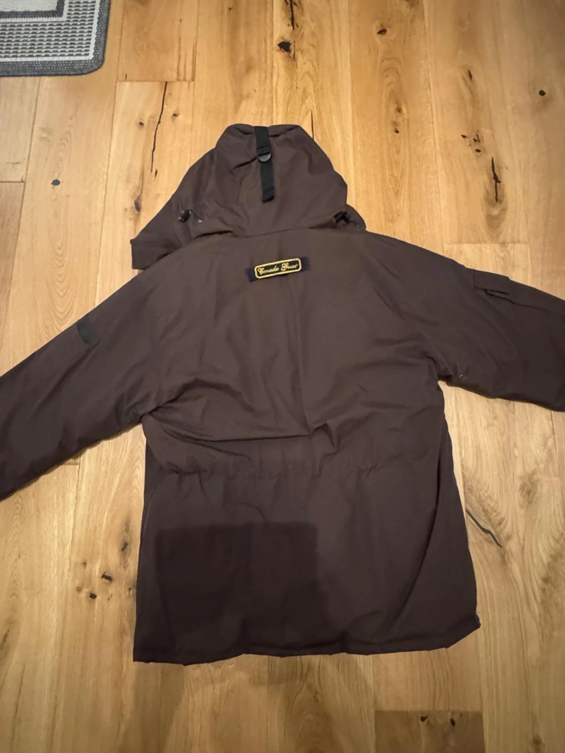 Brun dunjacka från Canada Goose - 2