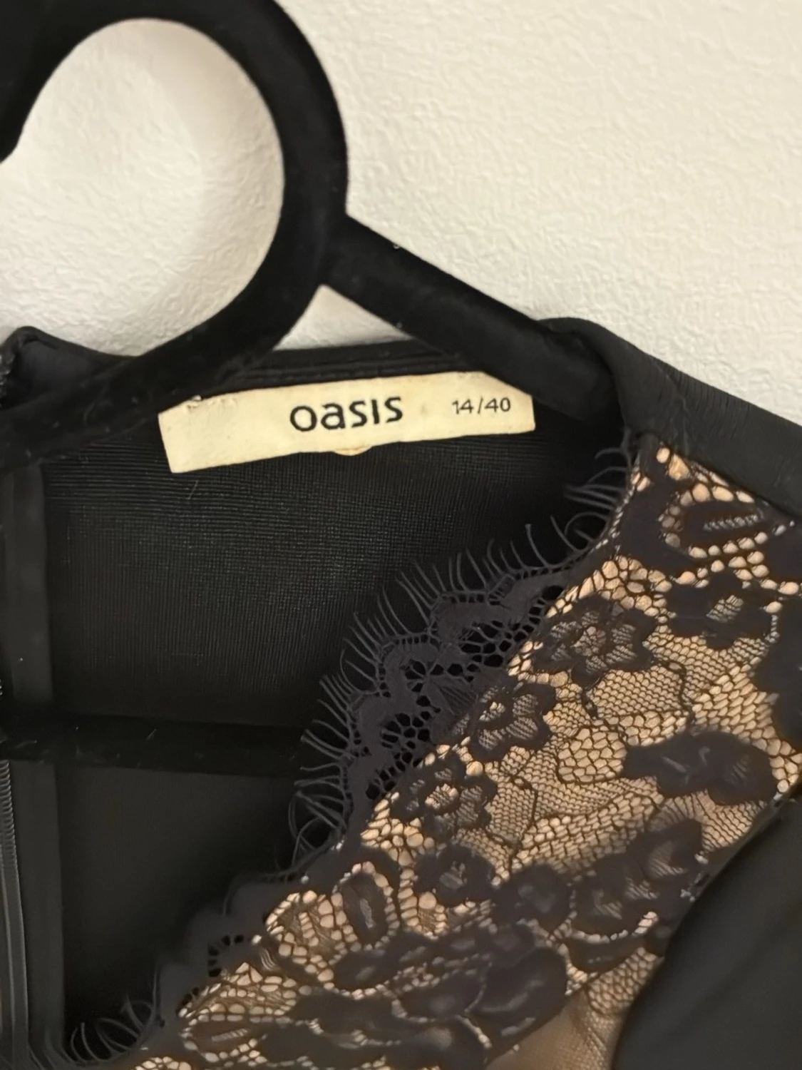 Svart spetsklänning från Oasis - 1