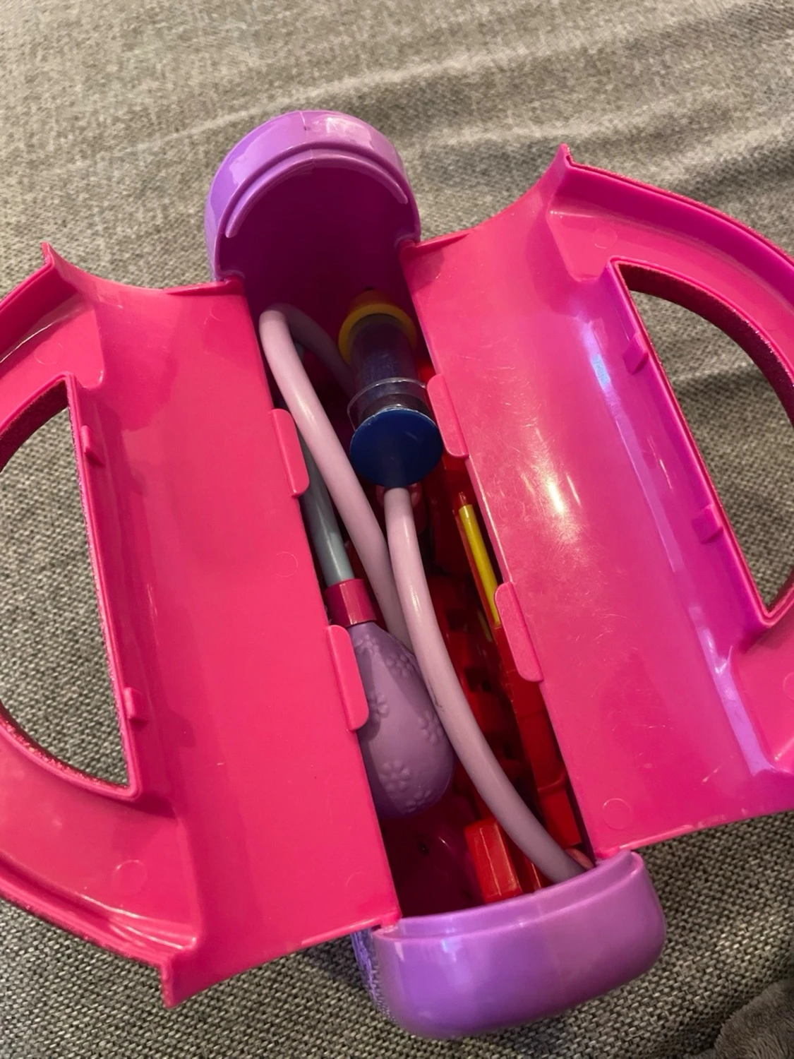 Doc McStuffins leksakslåda rosa/lila - 1