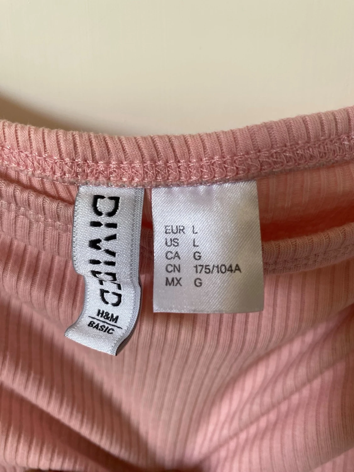 Ljusrosa ribbad offshoulder topp - 3