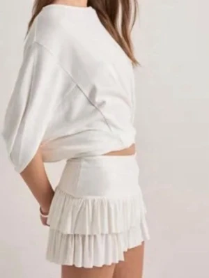Vit volangkjol - Supersöt vit skort med  volanger 